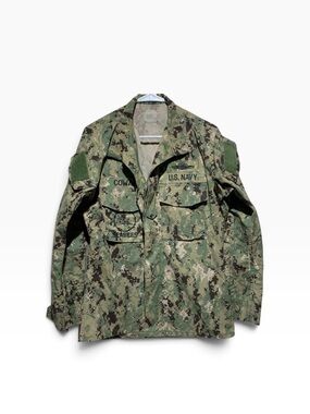 U.S. Navy Seabees Digital Woodland Camouflage Jacket Sz Small-Regular